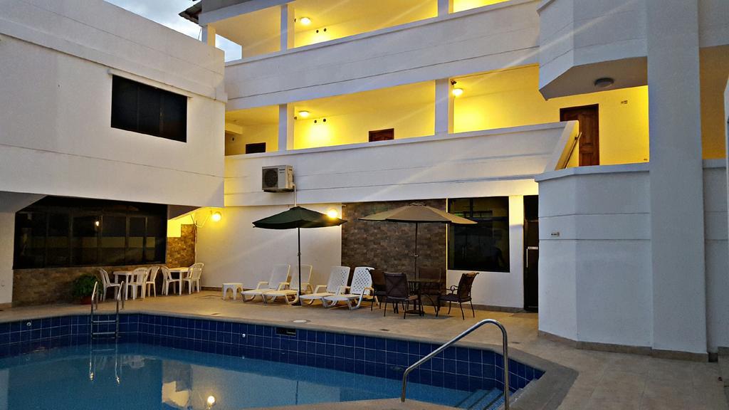 Buenavista Place Hotel Баиа де Каракес Екстериор снимка